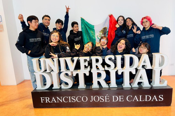 Imagen decorativa Bienvenida estudiantes externos 2026 I